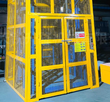 扶沟货梯可以安装在室外吗